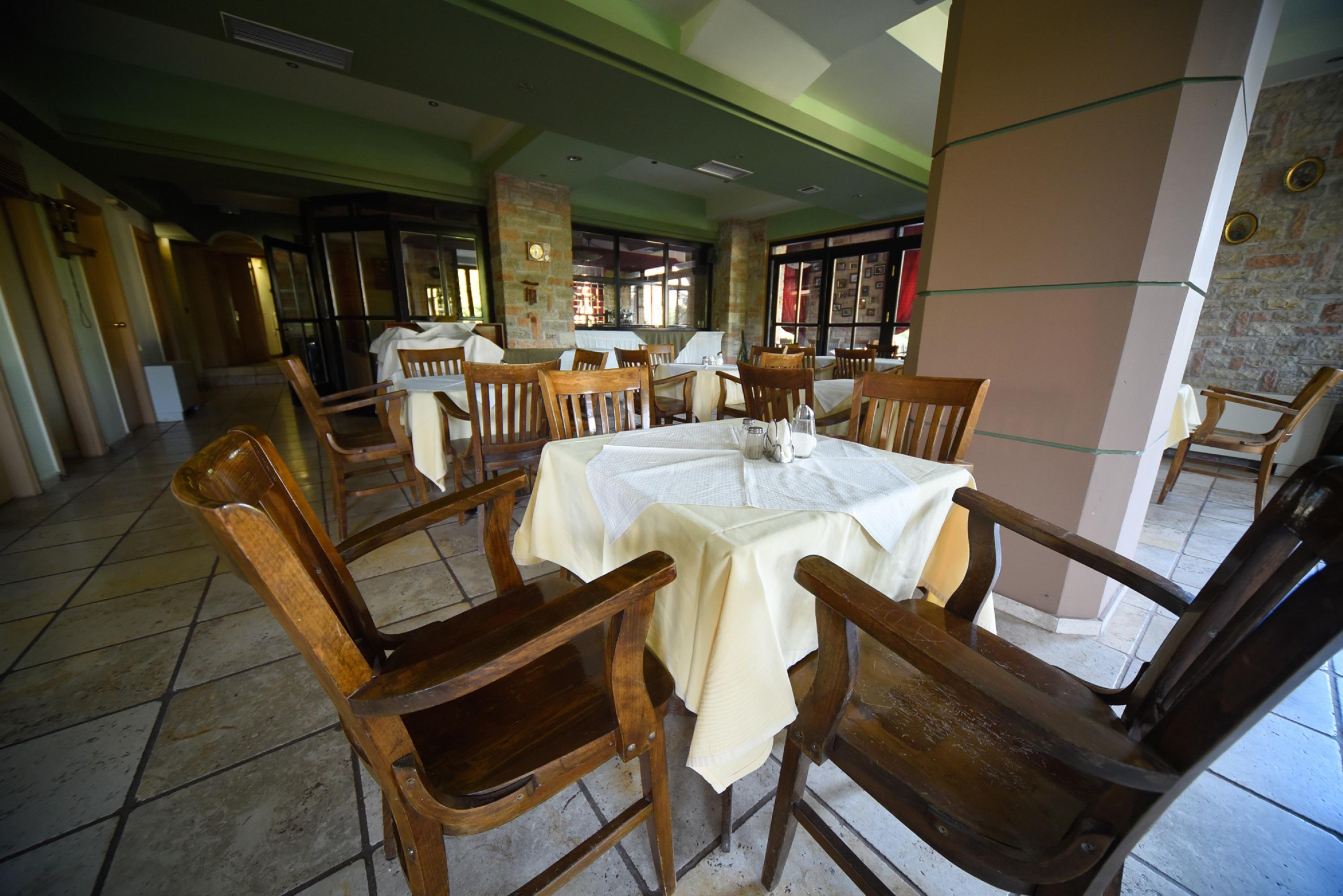 Mont Helmos Hotel Kleitoria Buitenkant foto