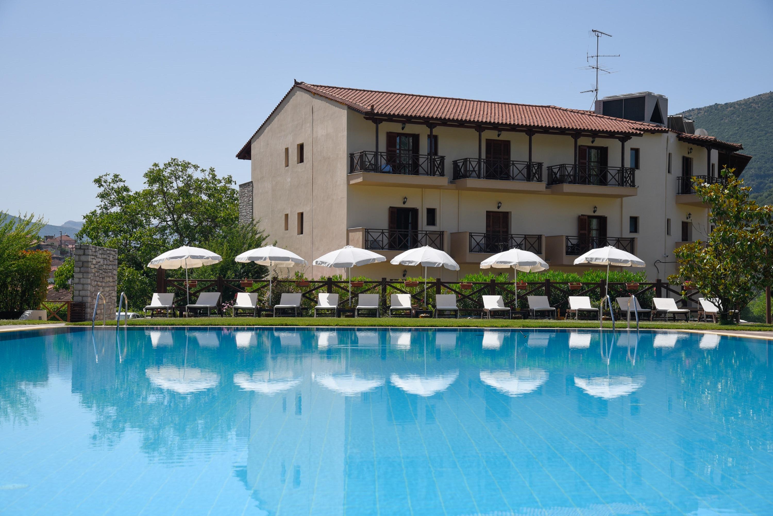 Mont Helmos Hotel Kleitoria Buitenkant foto
