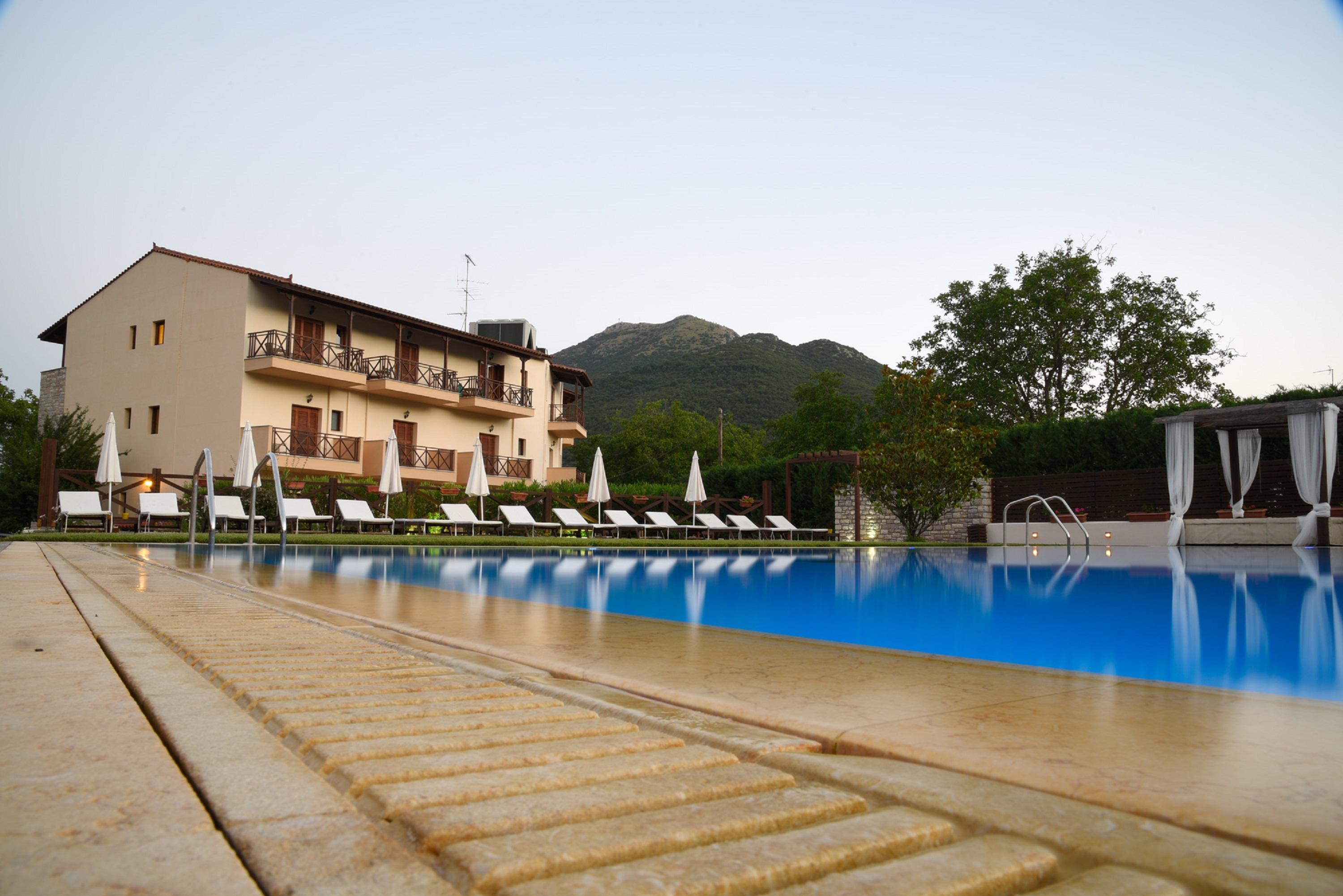 Mont Helmos Hotel Kleitoria Buitenkant foto
