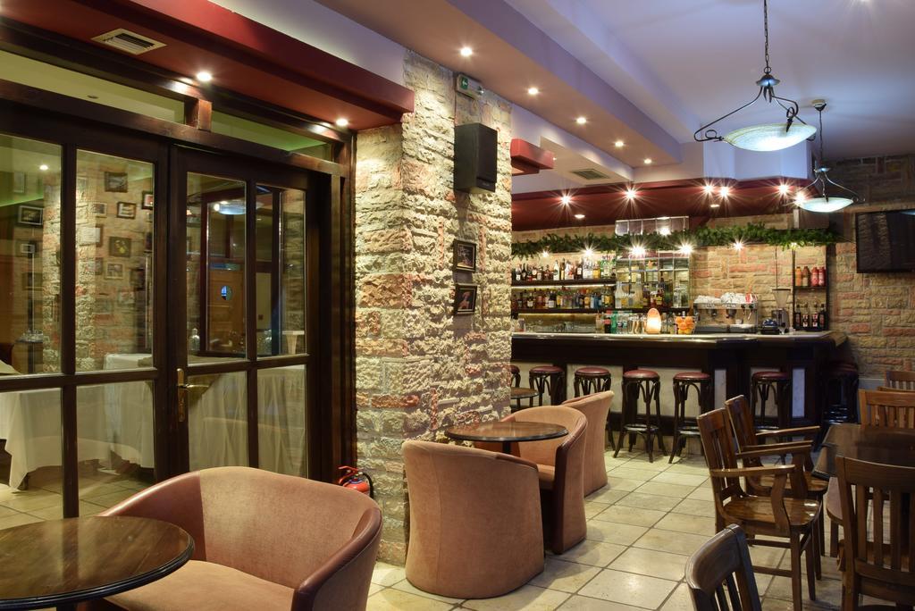 Mont Helmos Hotel Kleitoria Buitenkant foto